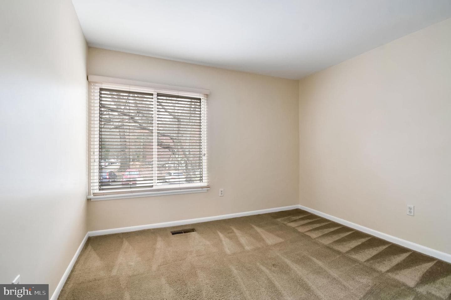 11508 Hearthstone Court photo 13