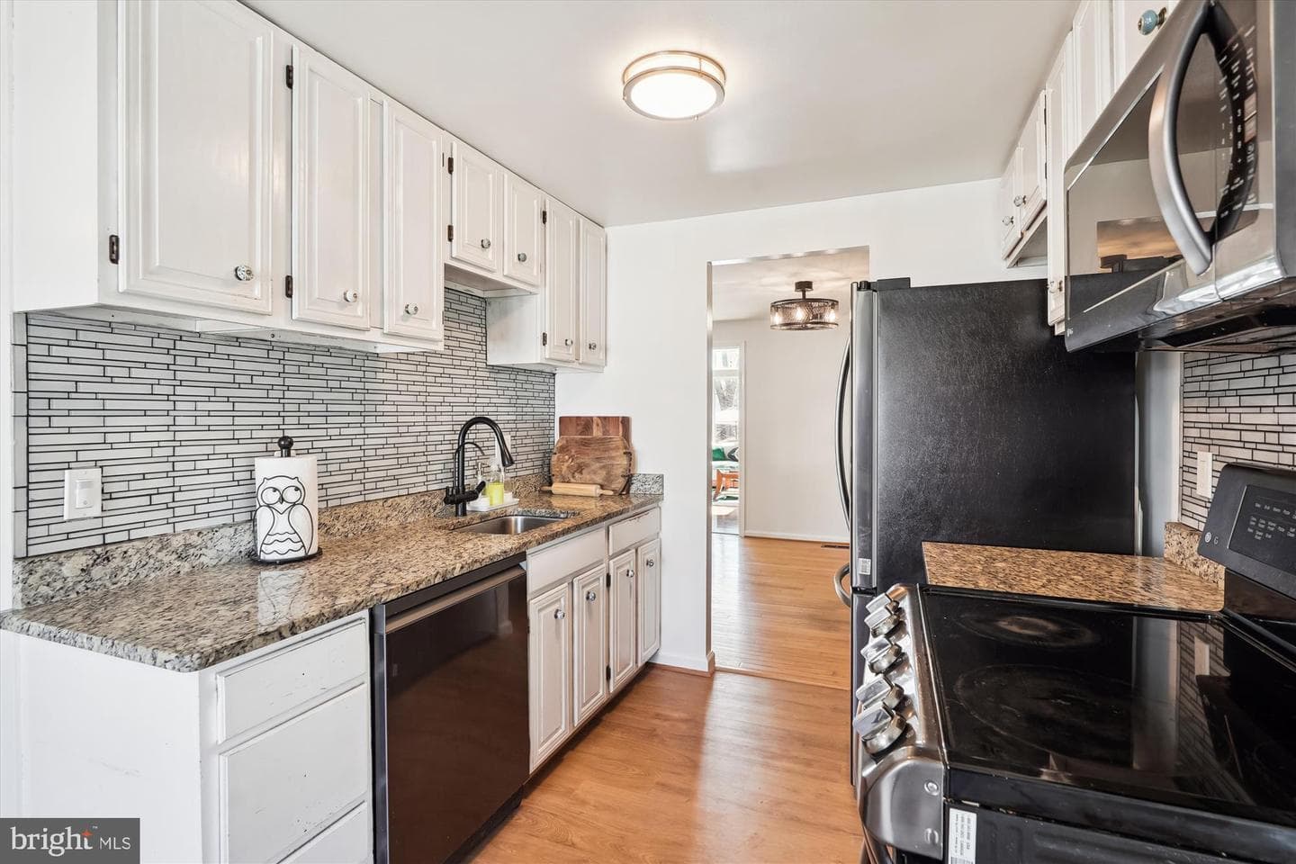 15305 Harmony Hill Court photo 14