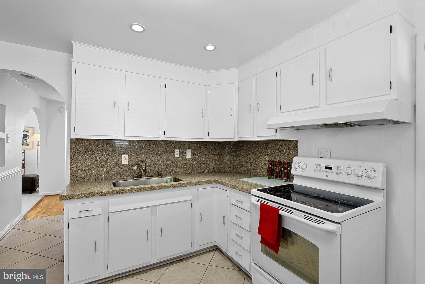 14749 Compton Road photo 37