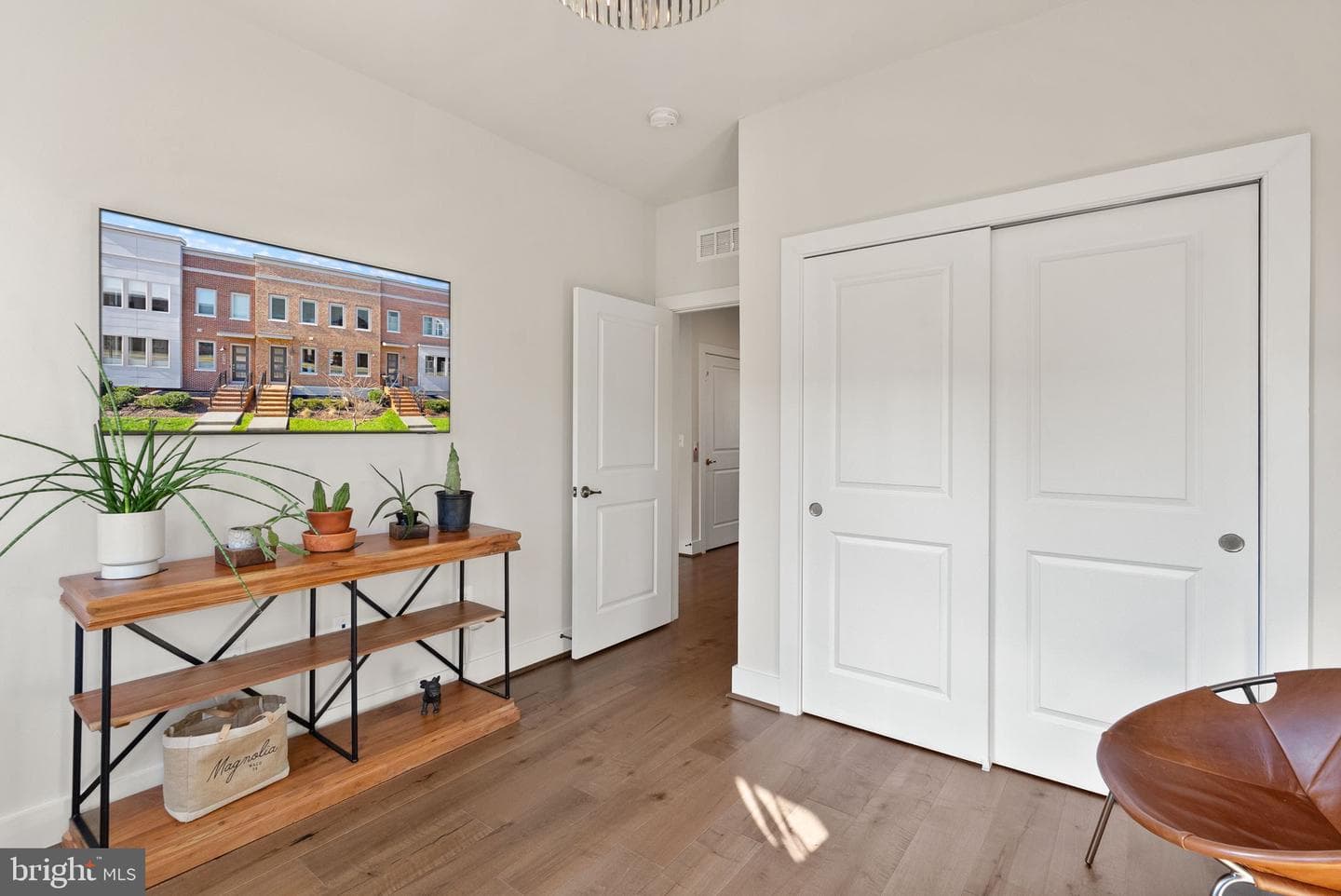 9321 Quadrangle Street photo 32