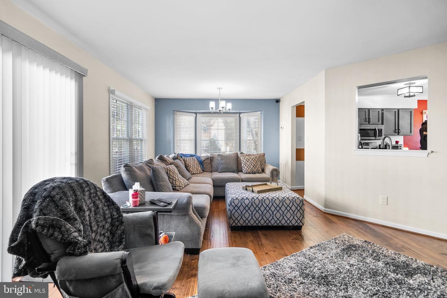 8052 Sky Blue Drive photo 9