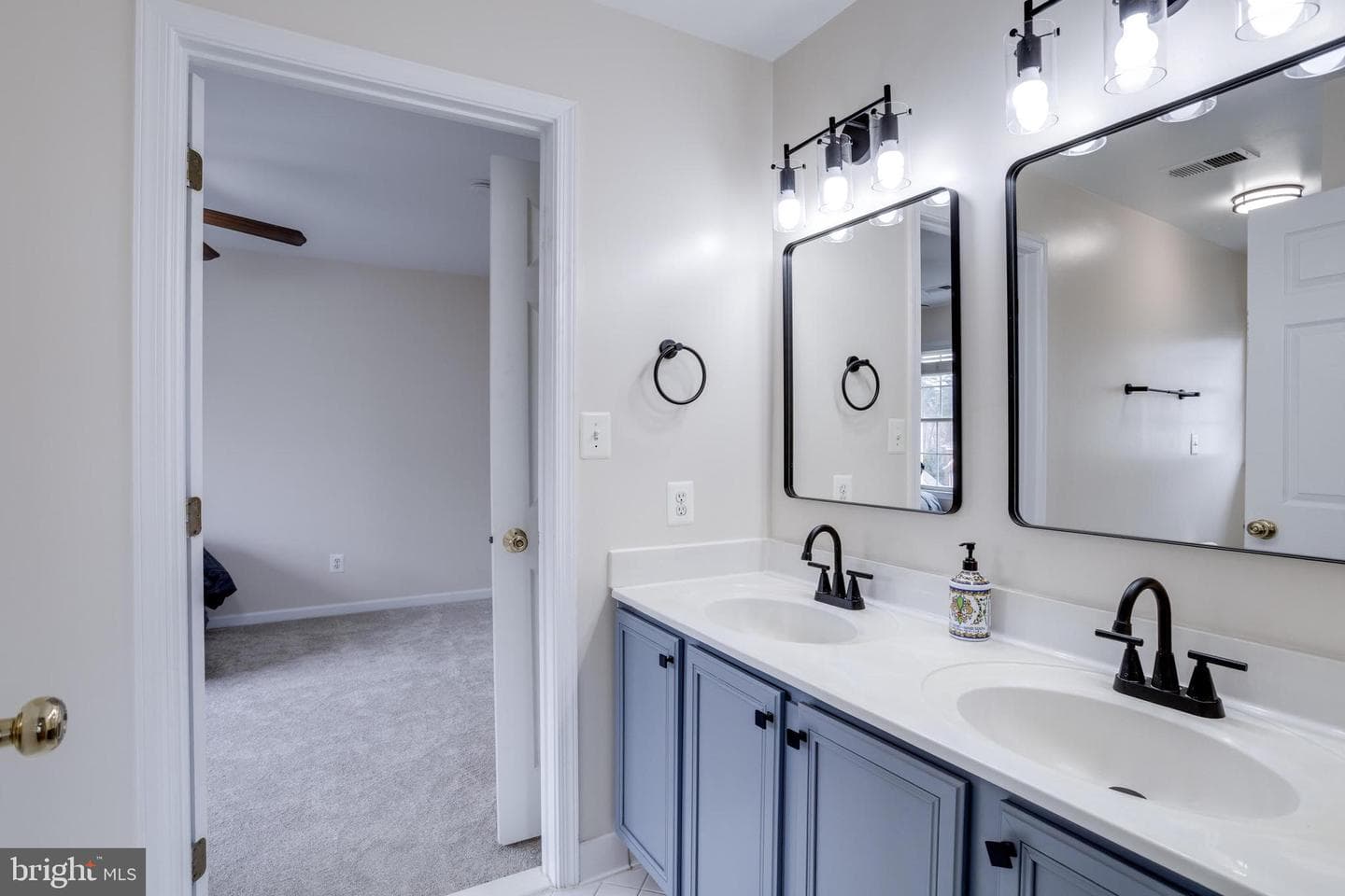 5104 Grande Forest Court photo 42