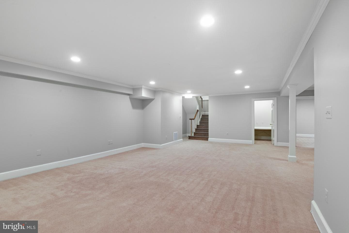 7008 Green Oak Drive photo 7