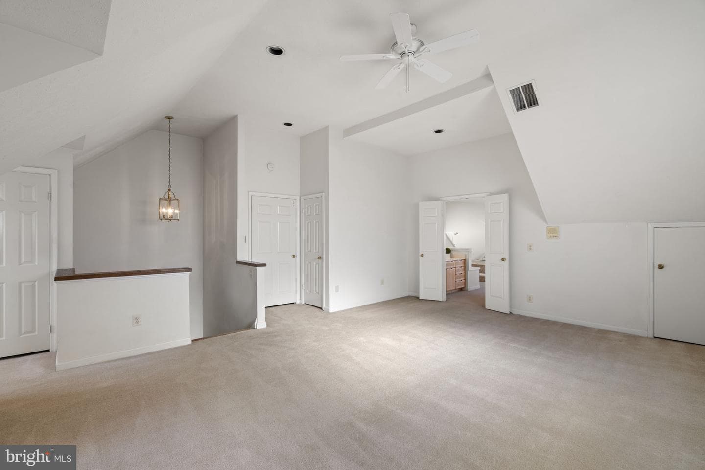1537 Cedar Ave photo 33