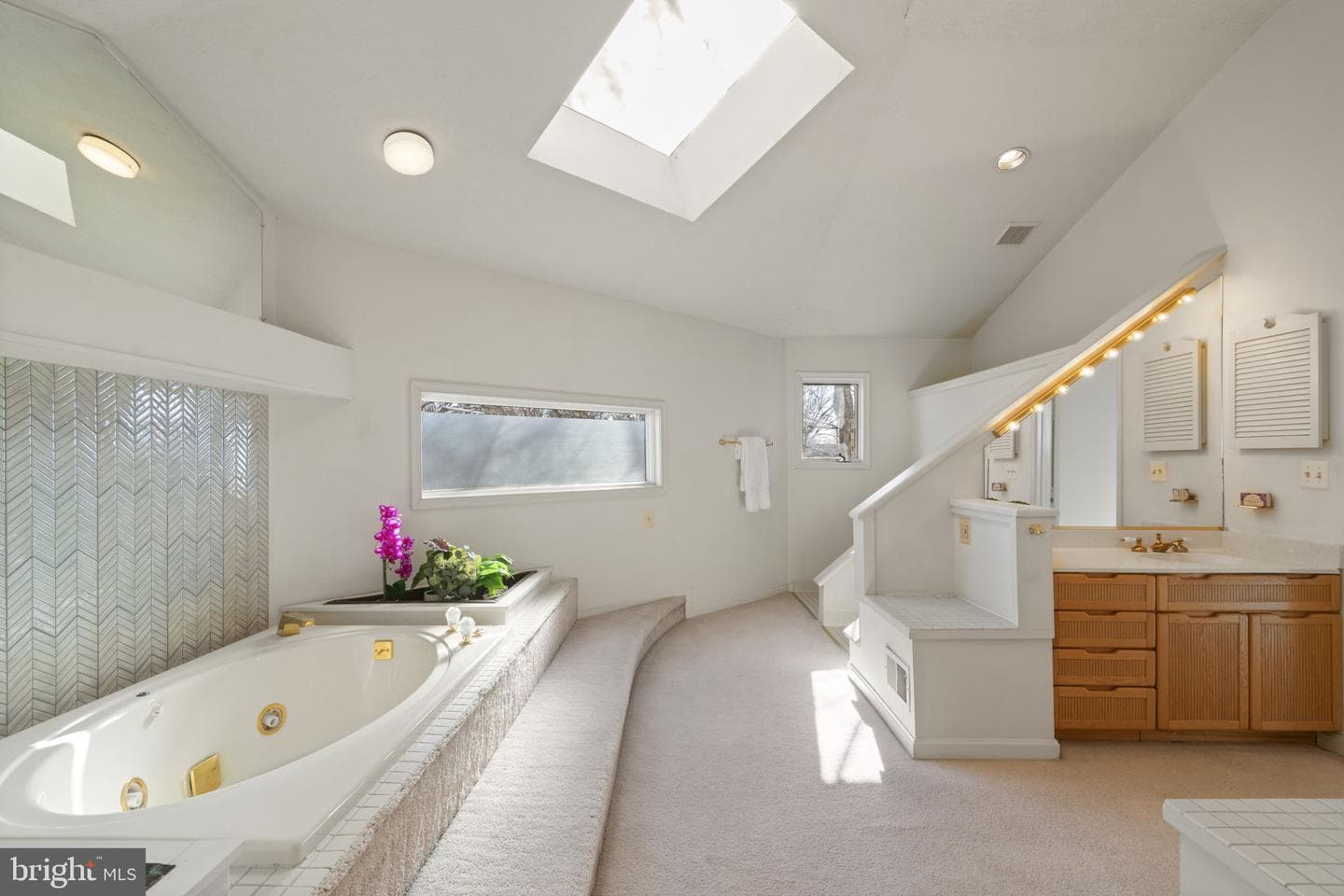 1537 Cedar Ave photo 37