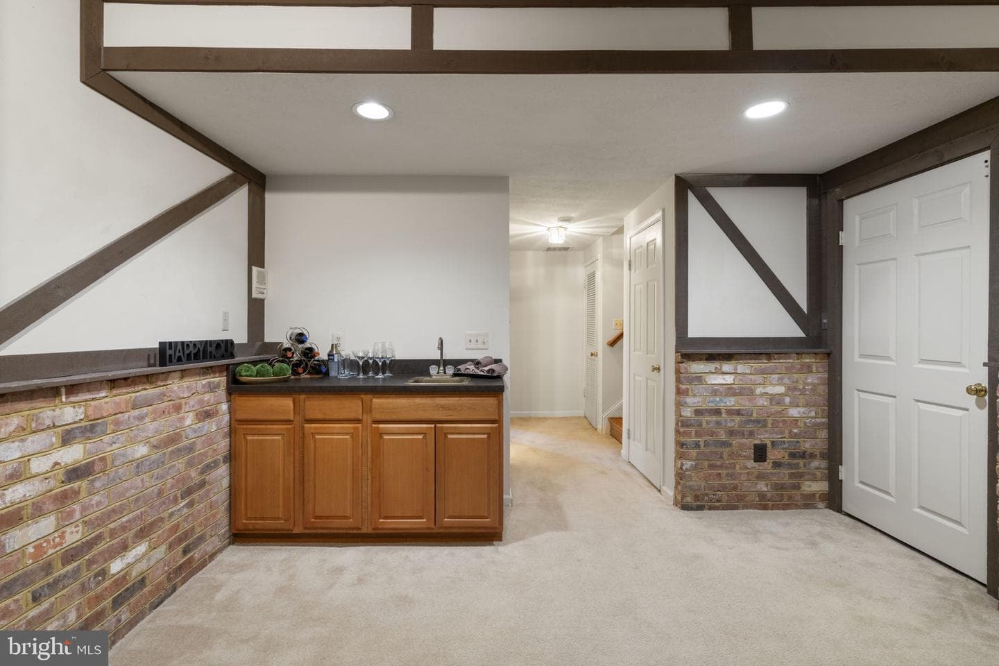 1537 Cedar Ave photo 46