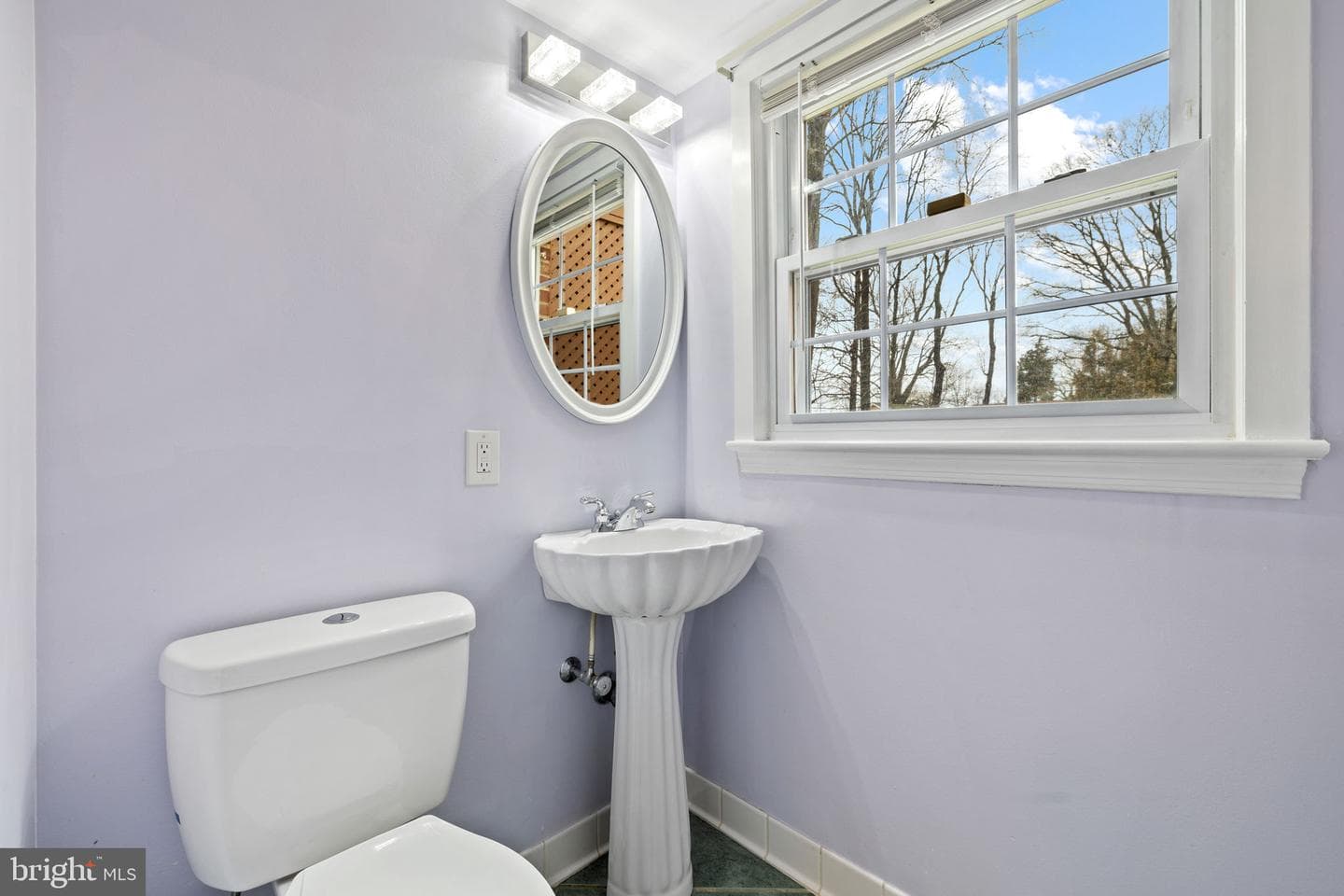 8116 Bard Street photo 27