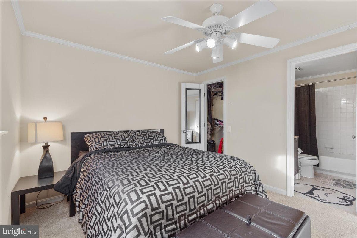 8246 Catbird Circle #101 photo 21