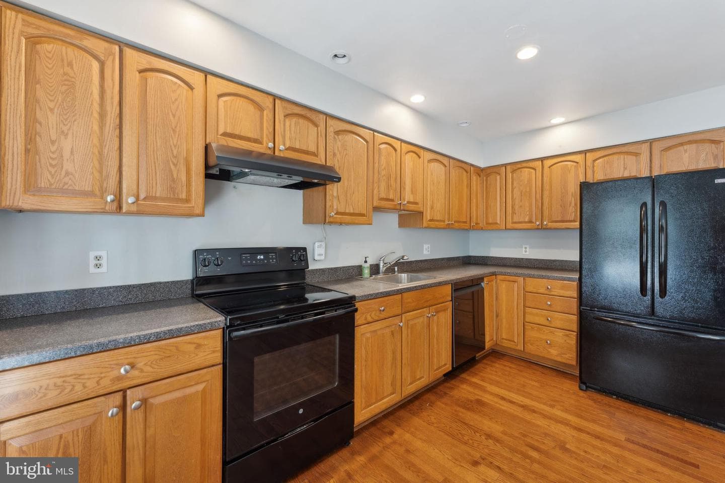 2225 McLean Park Road photo 10