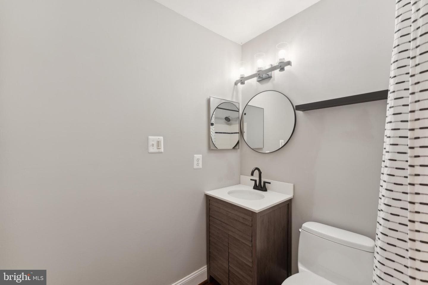 2225 McLean Park Road photo 17
