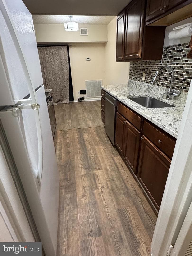 11652 Stoneview Square #1b photo 3