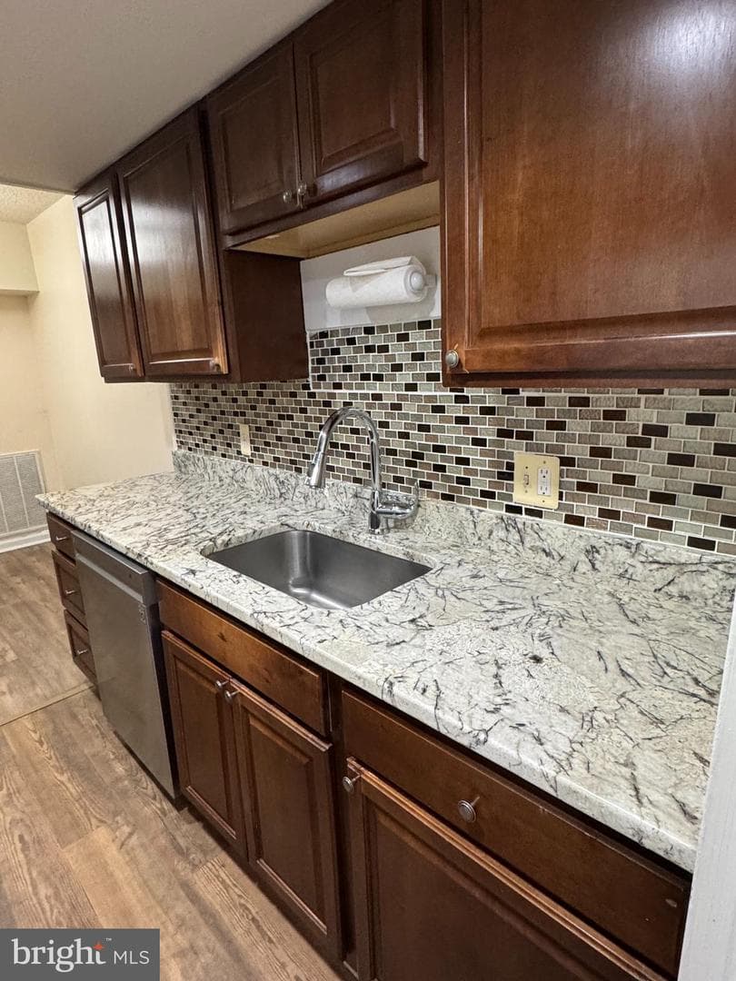 11652 Stoneview Square #1b photo 4