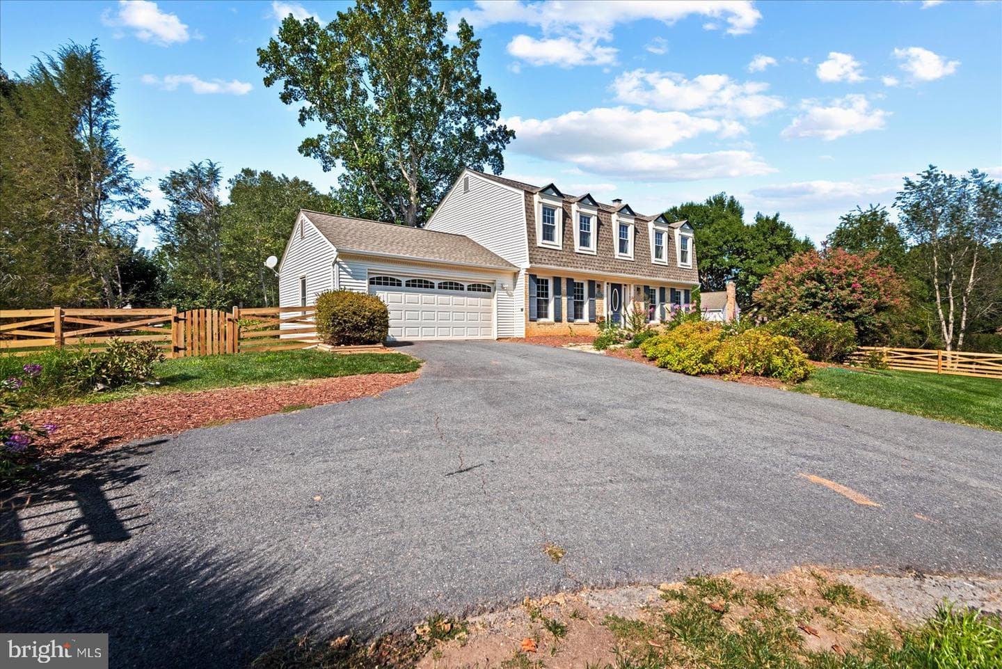 6117 Green Cap Place photo 4