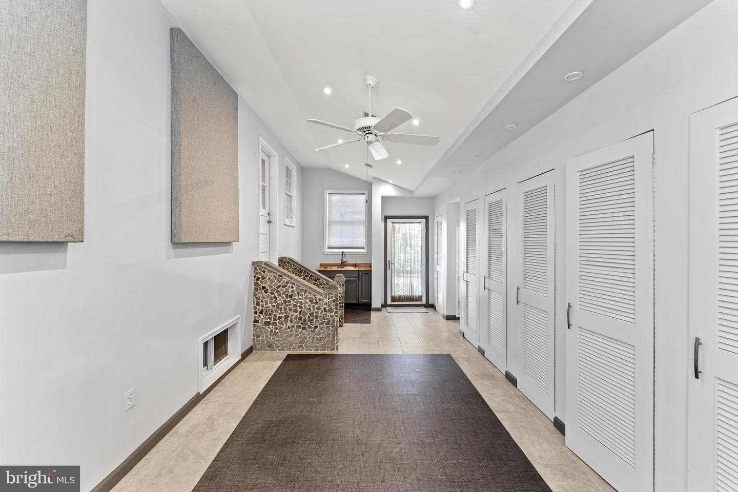6419 Hillside Lane photo 19