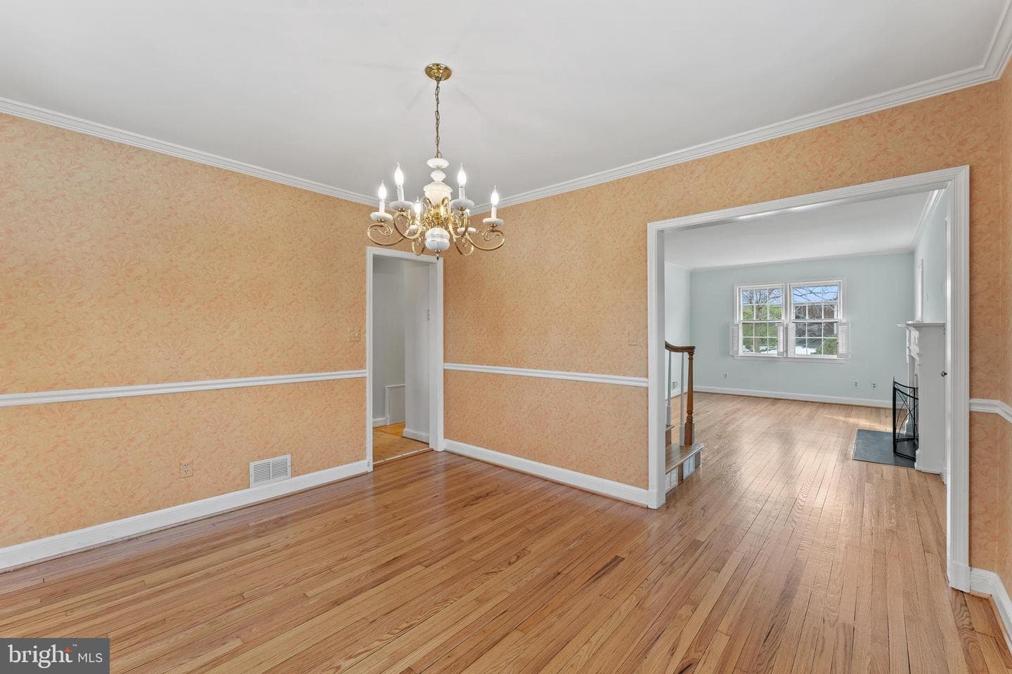 6419 Hillside Lane photo 9