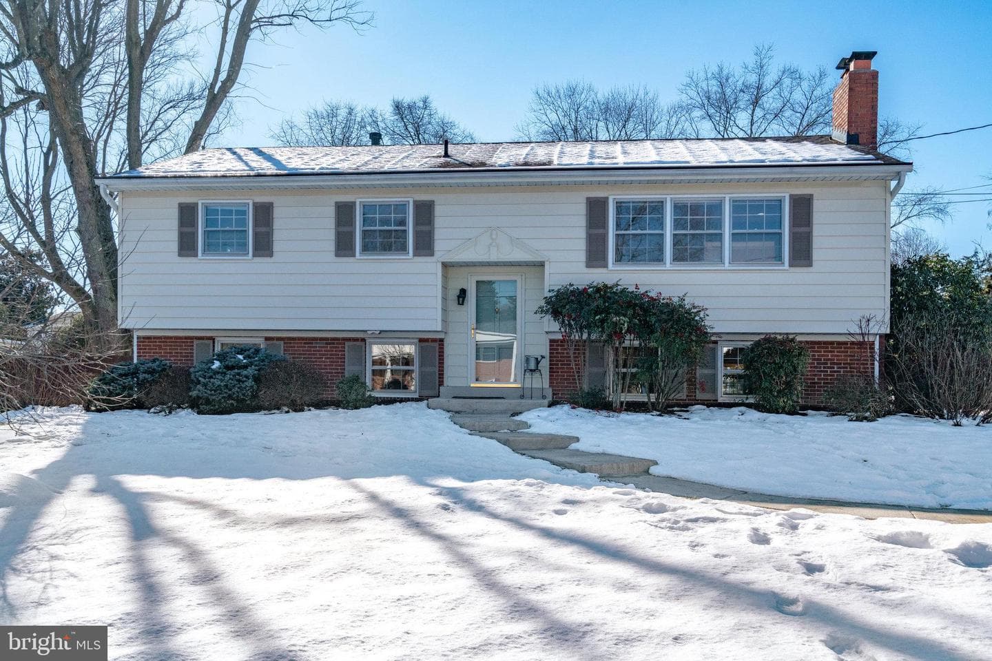 5701 Ashfield Road photo 2