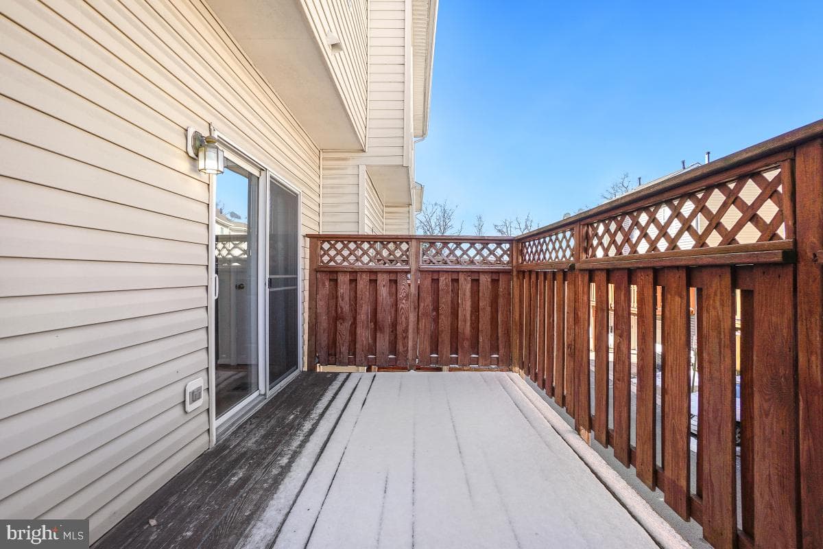 6081 Sara Marie Terrace photo 24