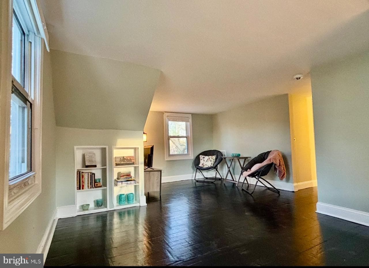 6309 Potomac Avenue photo 29