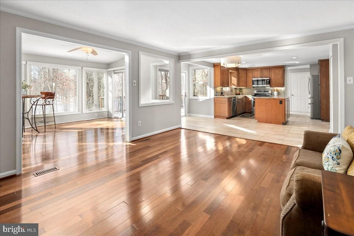 8218 Rushing Creek Drive photo 33