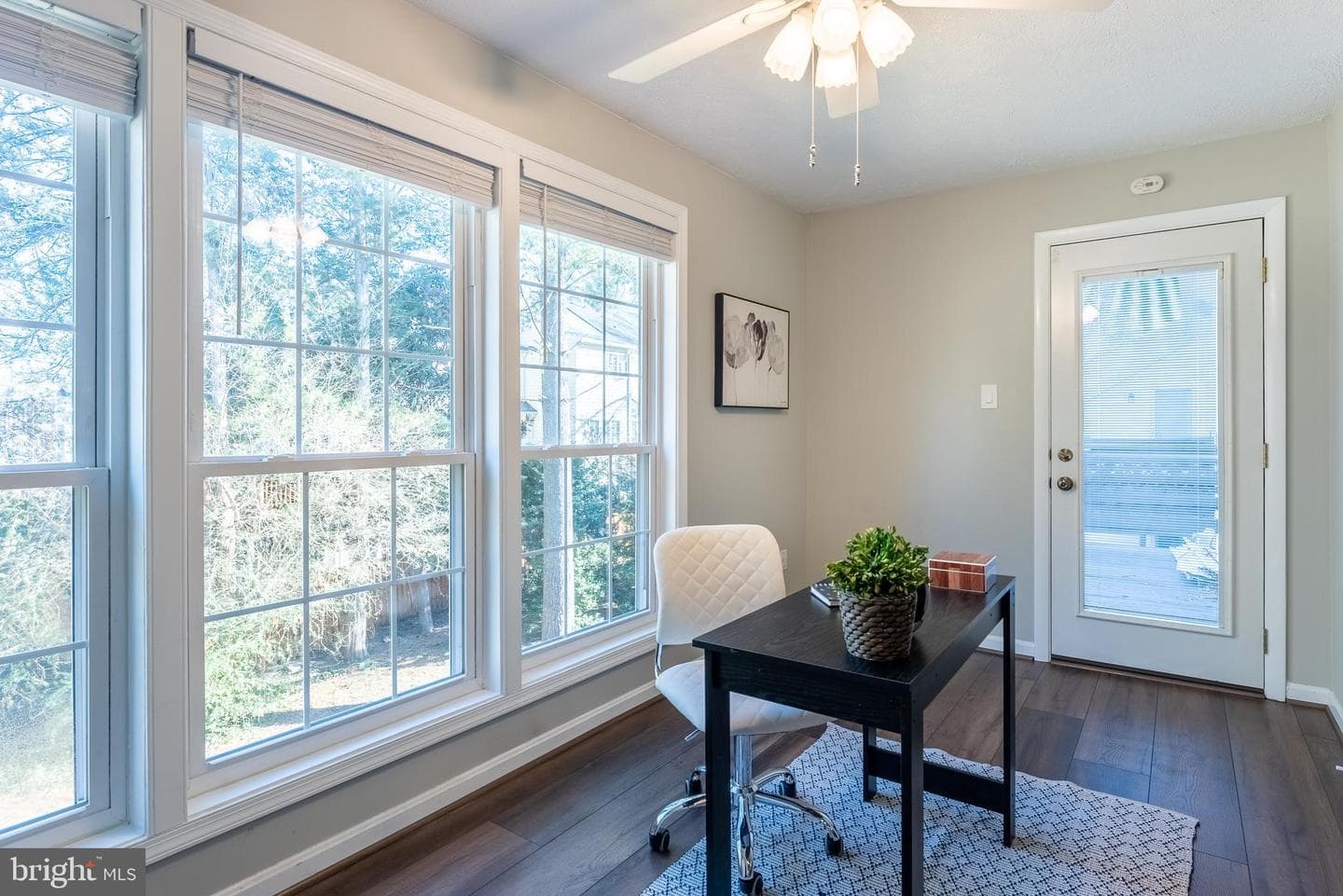 10072 Oakton Terrace Road photo 19