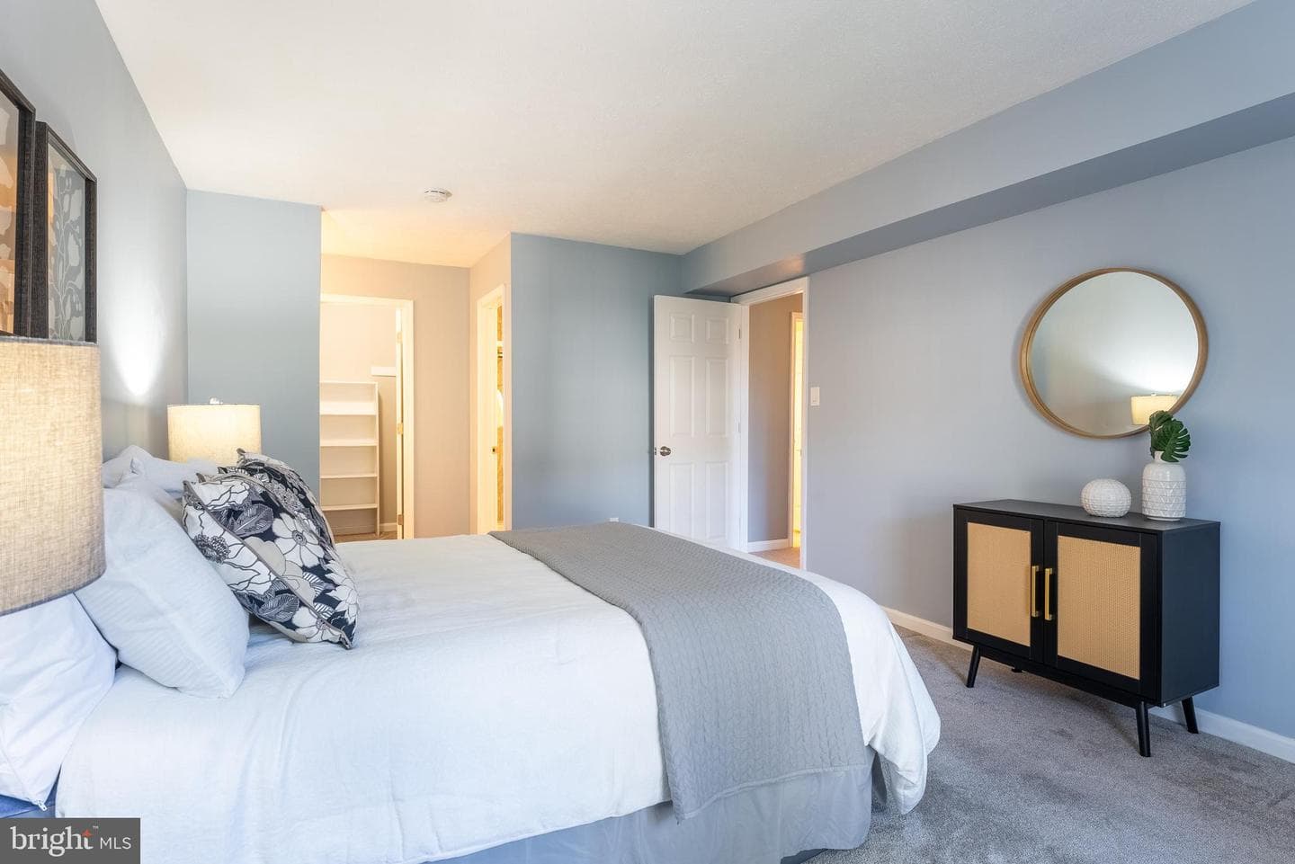 10072 Oakton Terrace Road photo 25