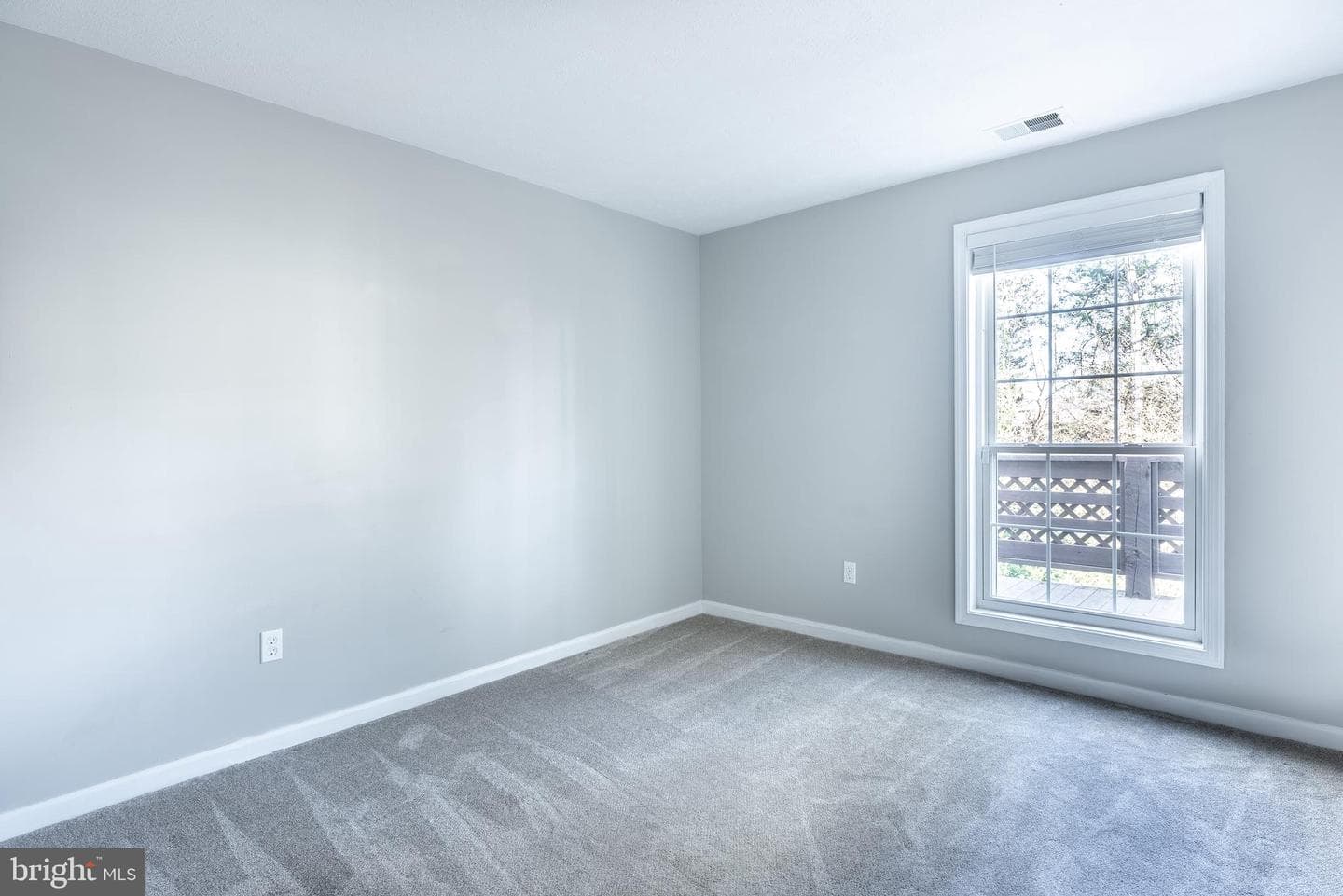 10072 Oakton Terrace Road photo 29