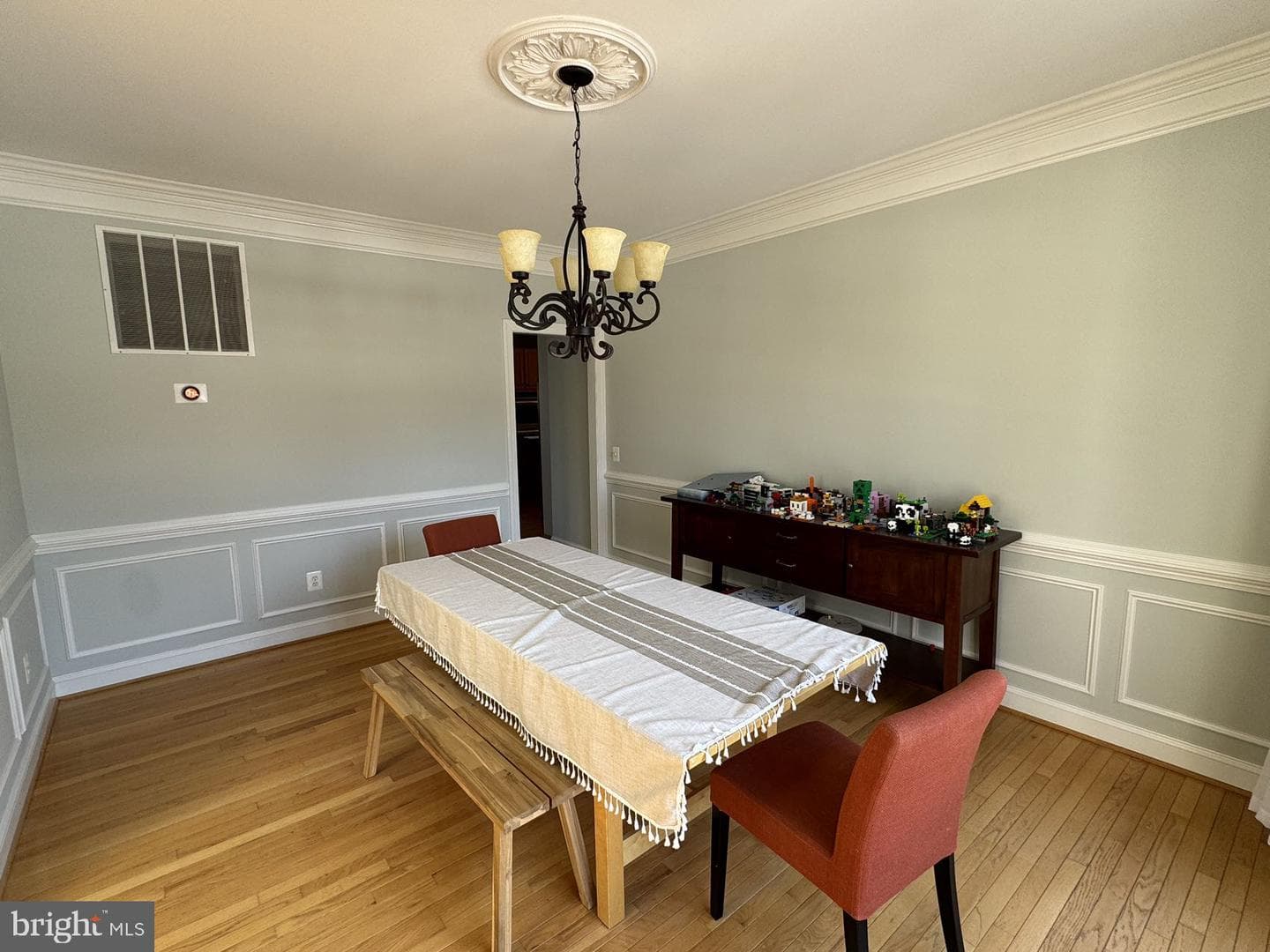2715 Robaleed Way photo 5