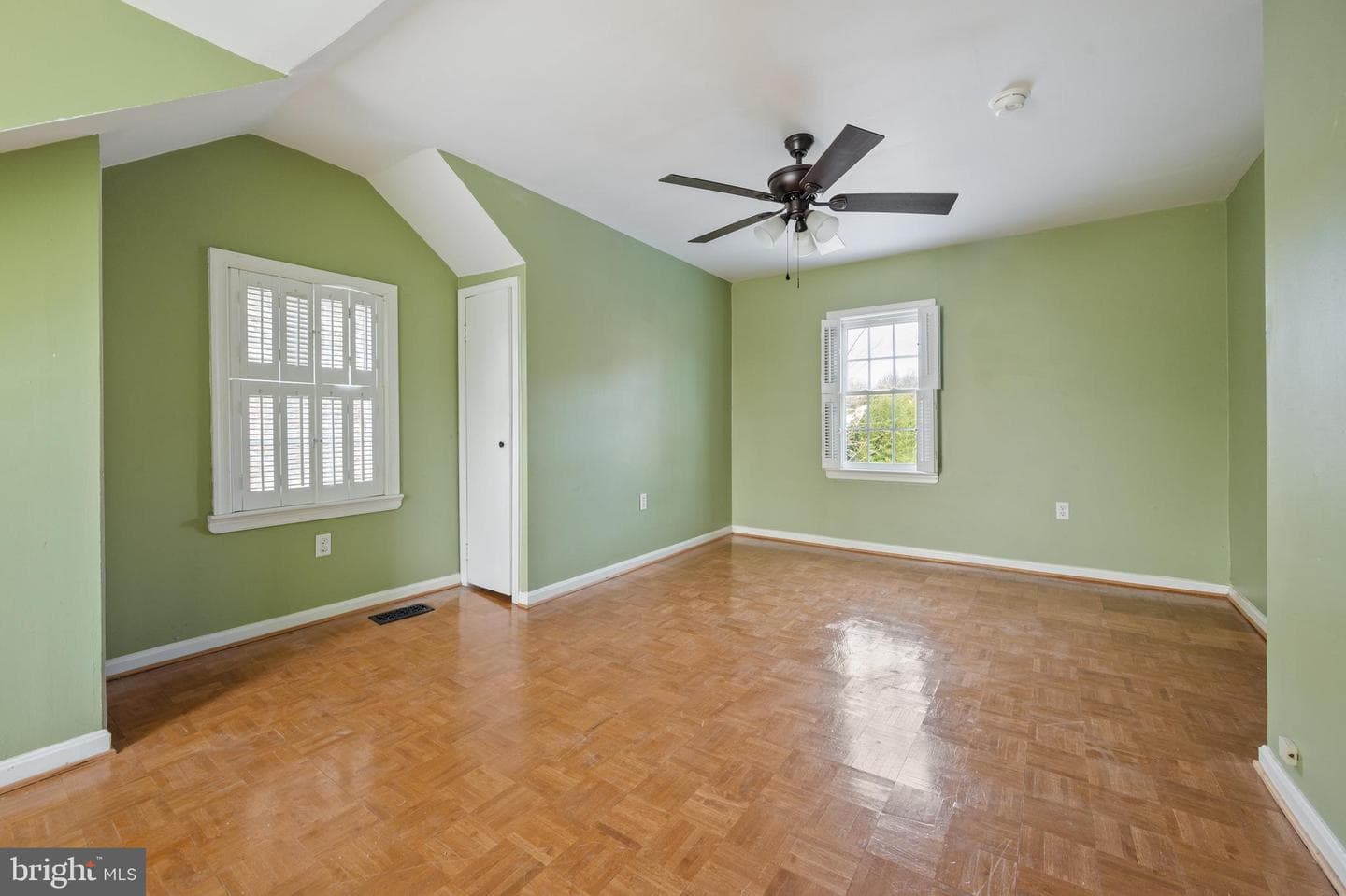 2514 Stone Hedge Drive photo 13