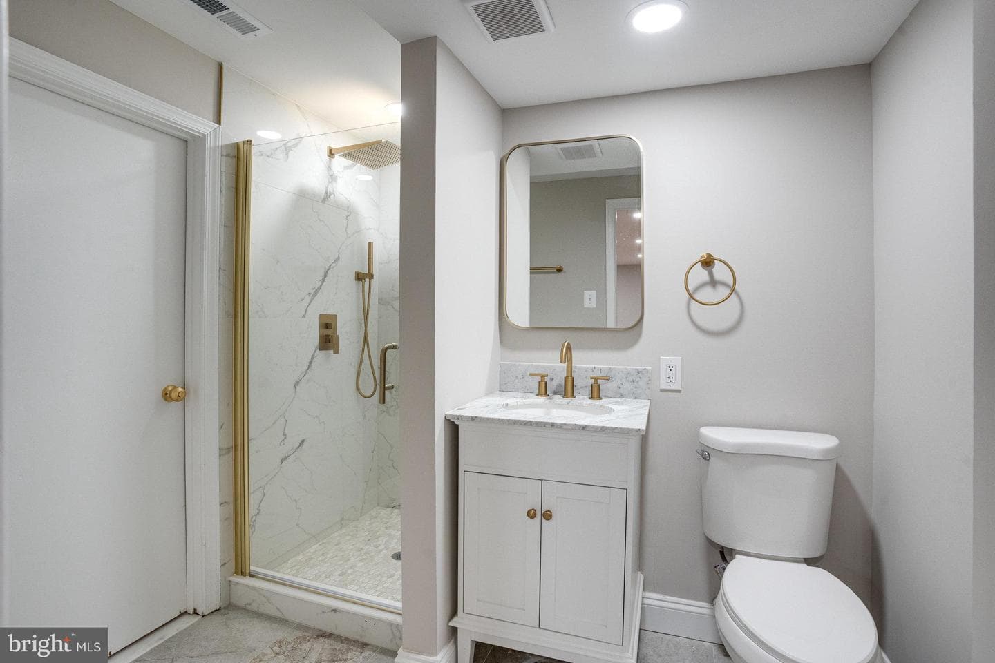 913 Golden Arrow Street photo 21