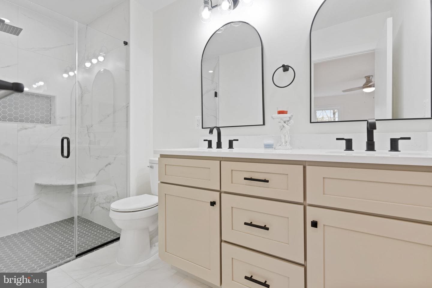 2201 Yardley Court photo 13