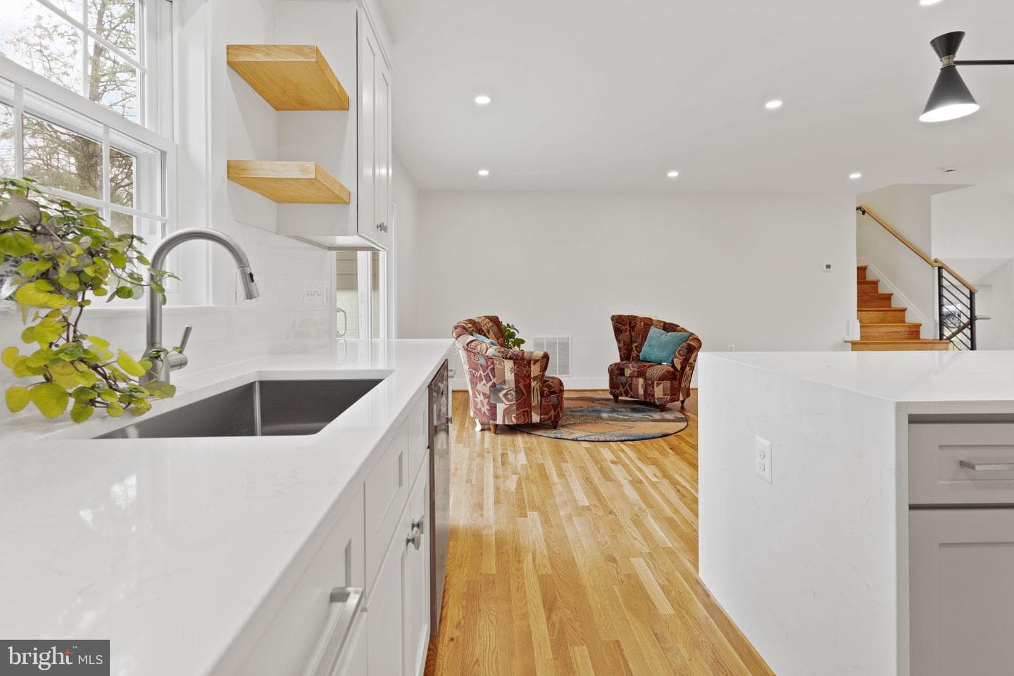 2201 Yardley Court photo 5