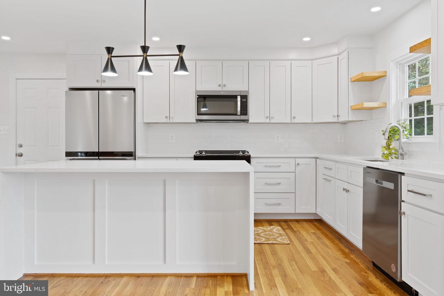 2201 Yardley Court photo 8