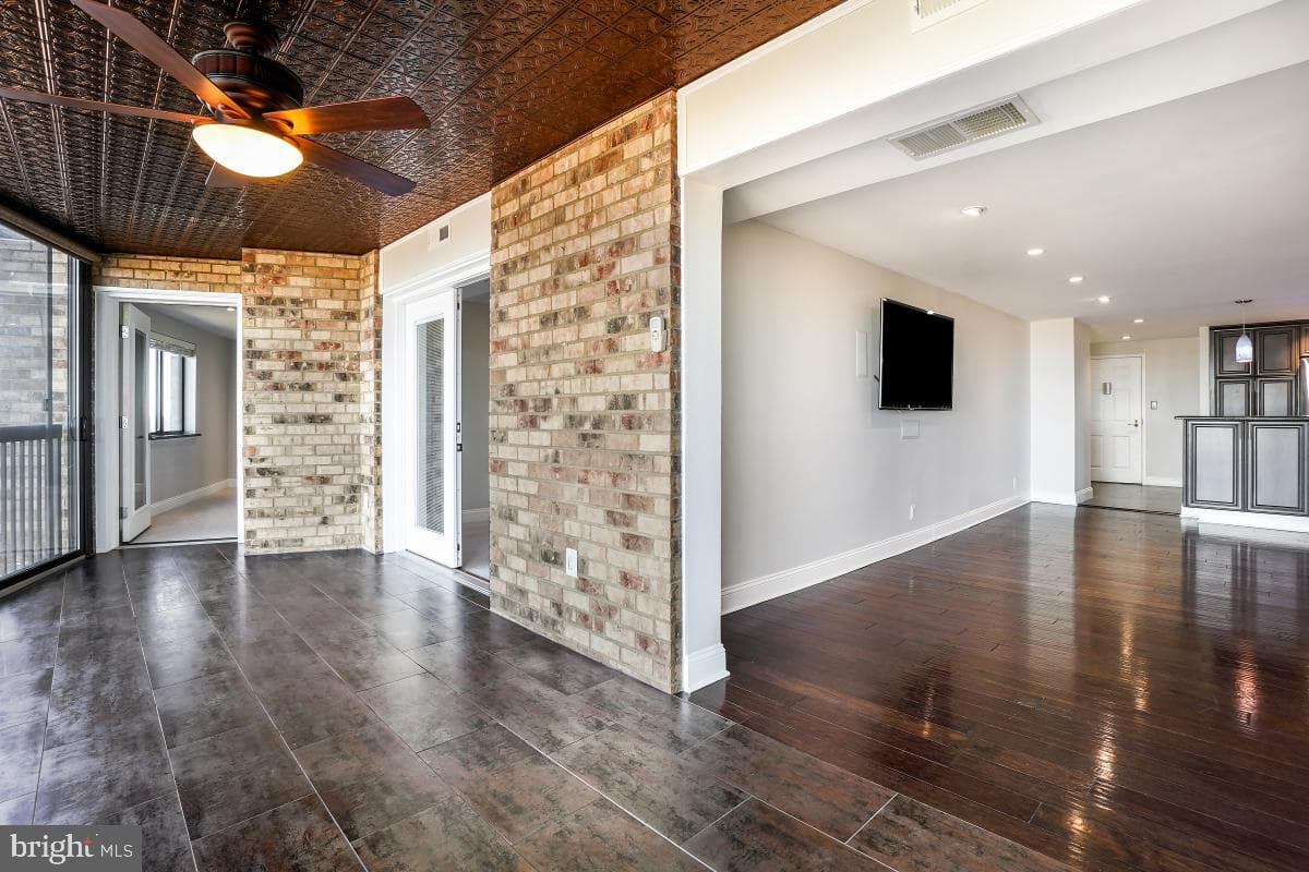 5903 Mount Eagle Drive #1604 photo 8