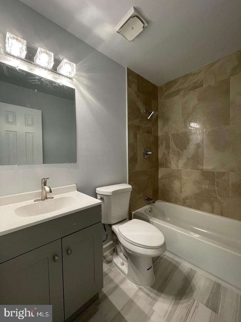 6604 Westbury Oaks Court photo 14