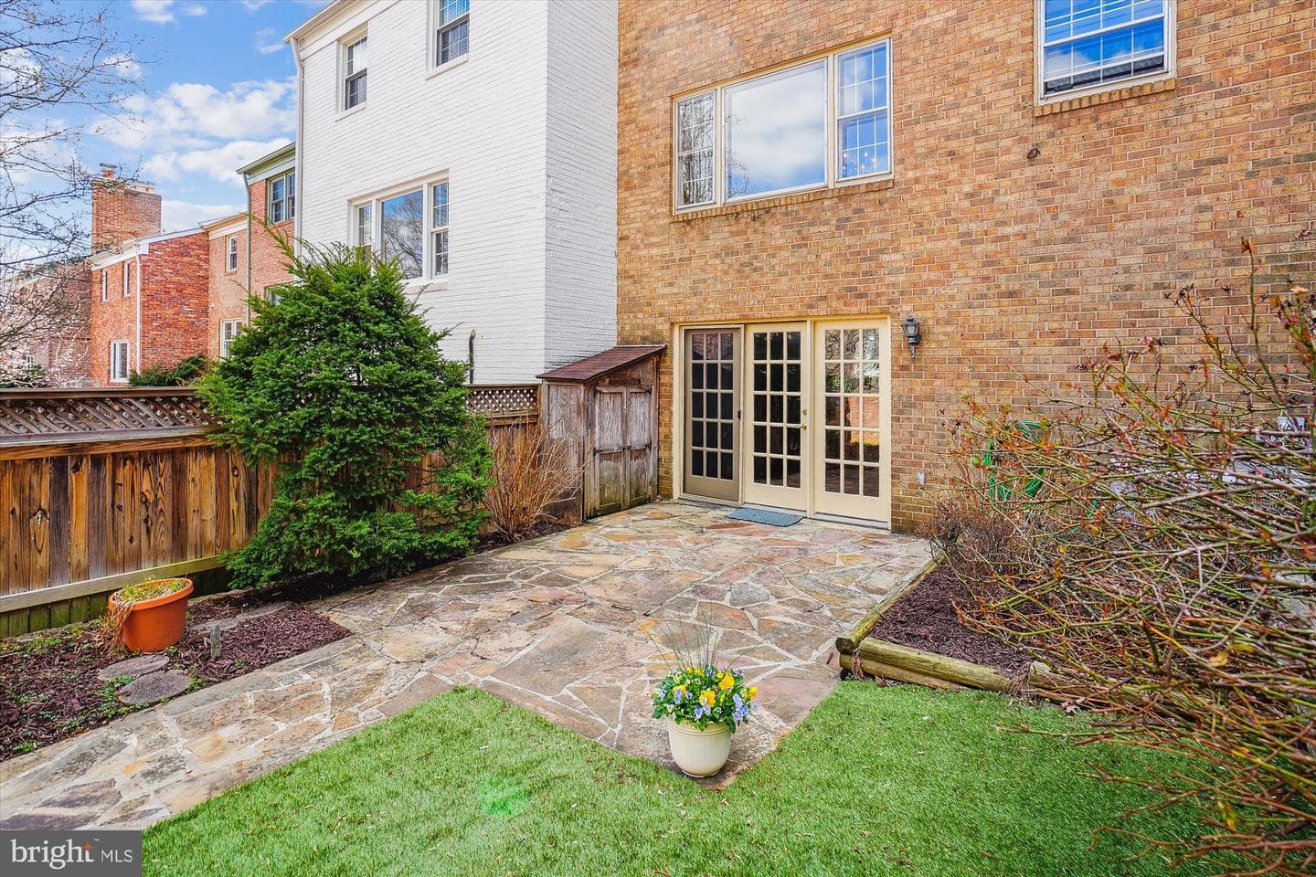 9230 Annhurst Street photo 23
