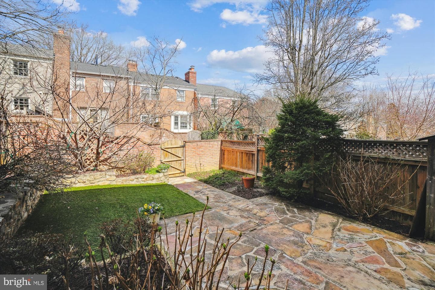9230 Annhurst Street photo 24