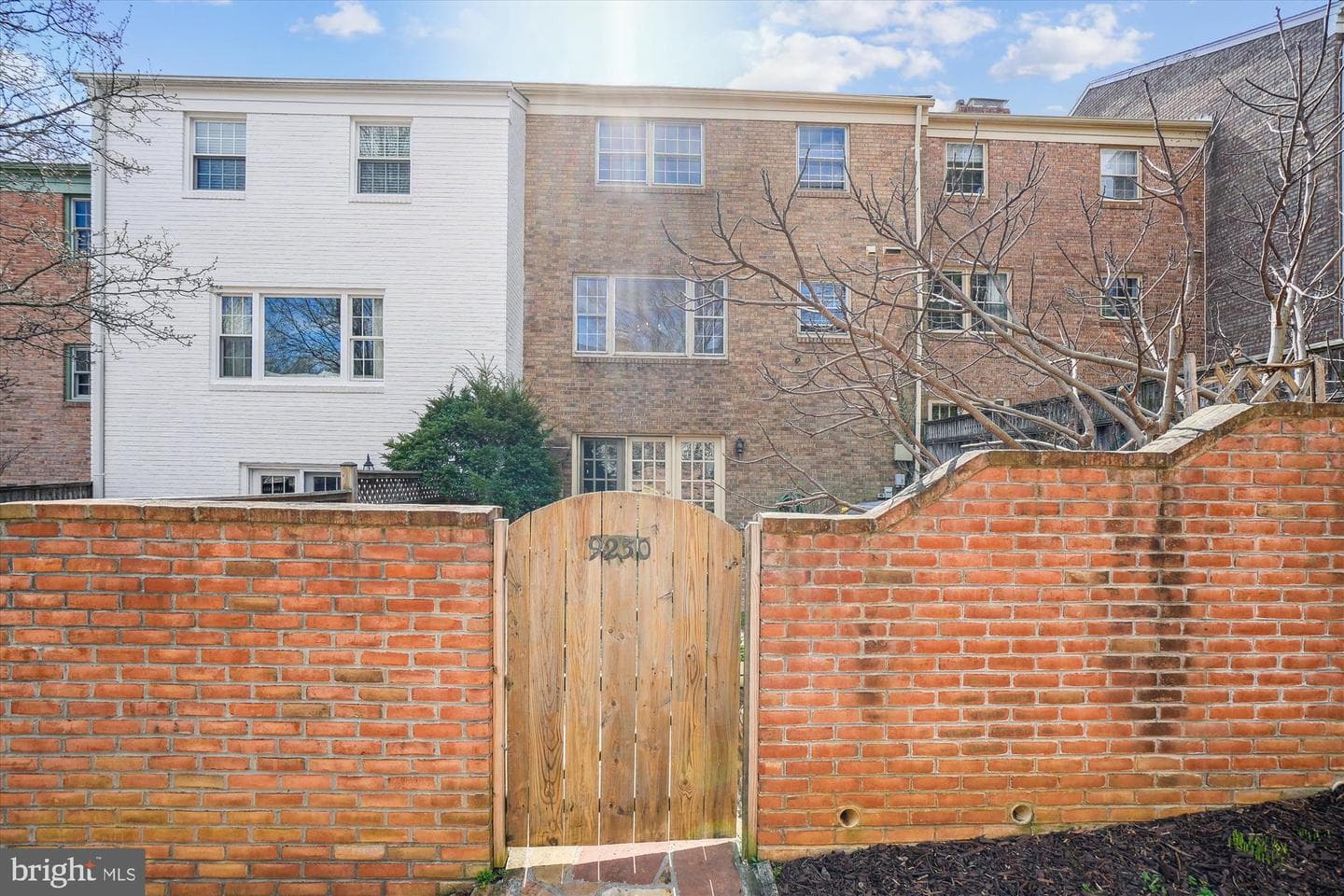 9230 Annhurst Street photo 25