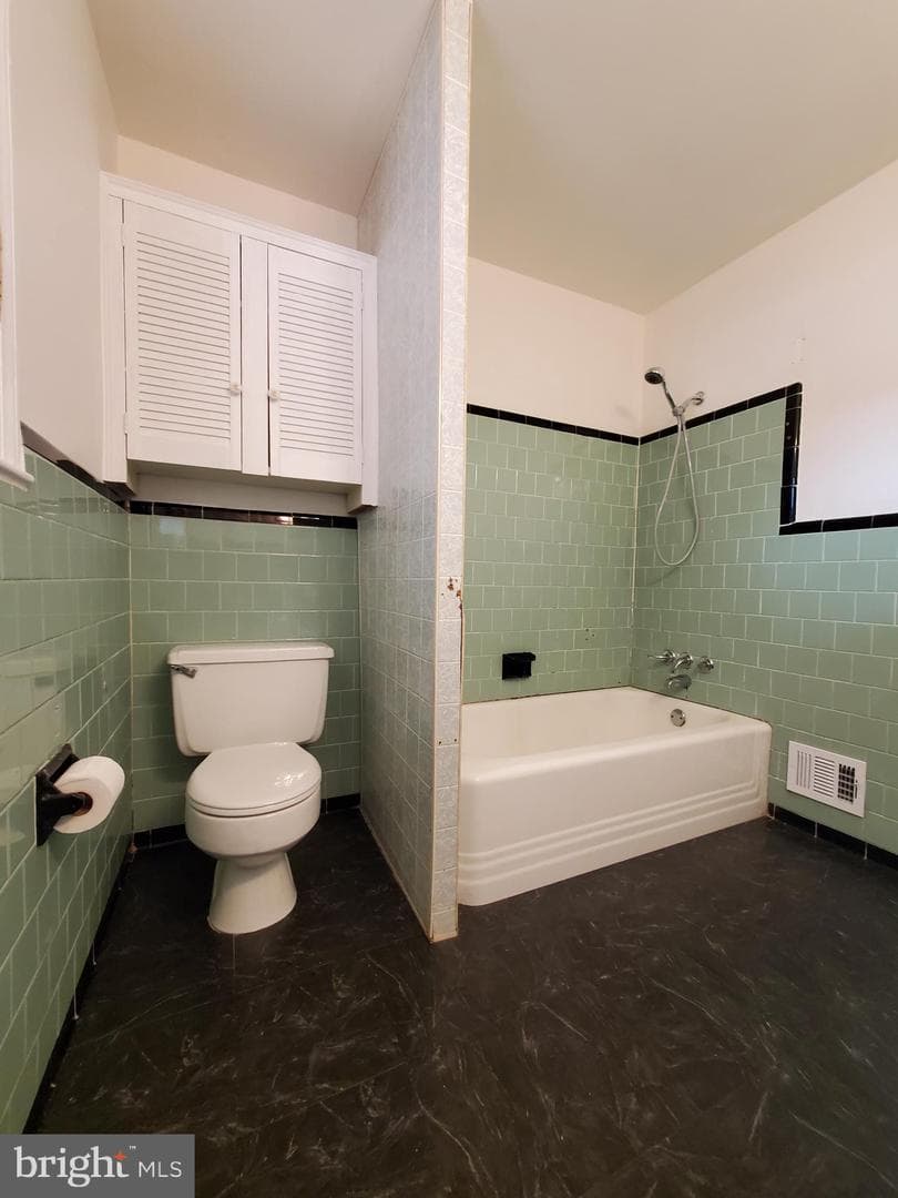 2715 James Drive photo 20