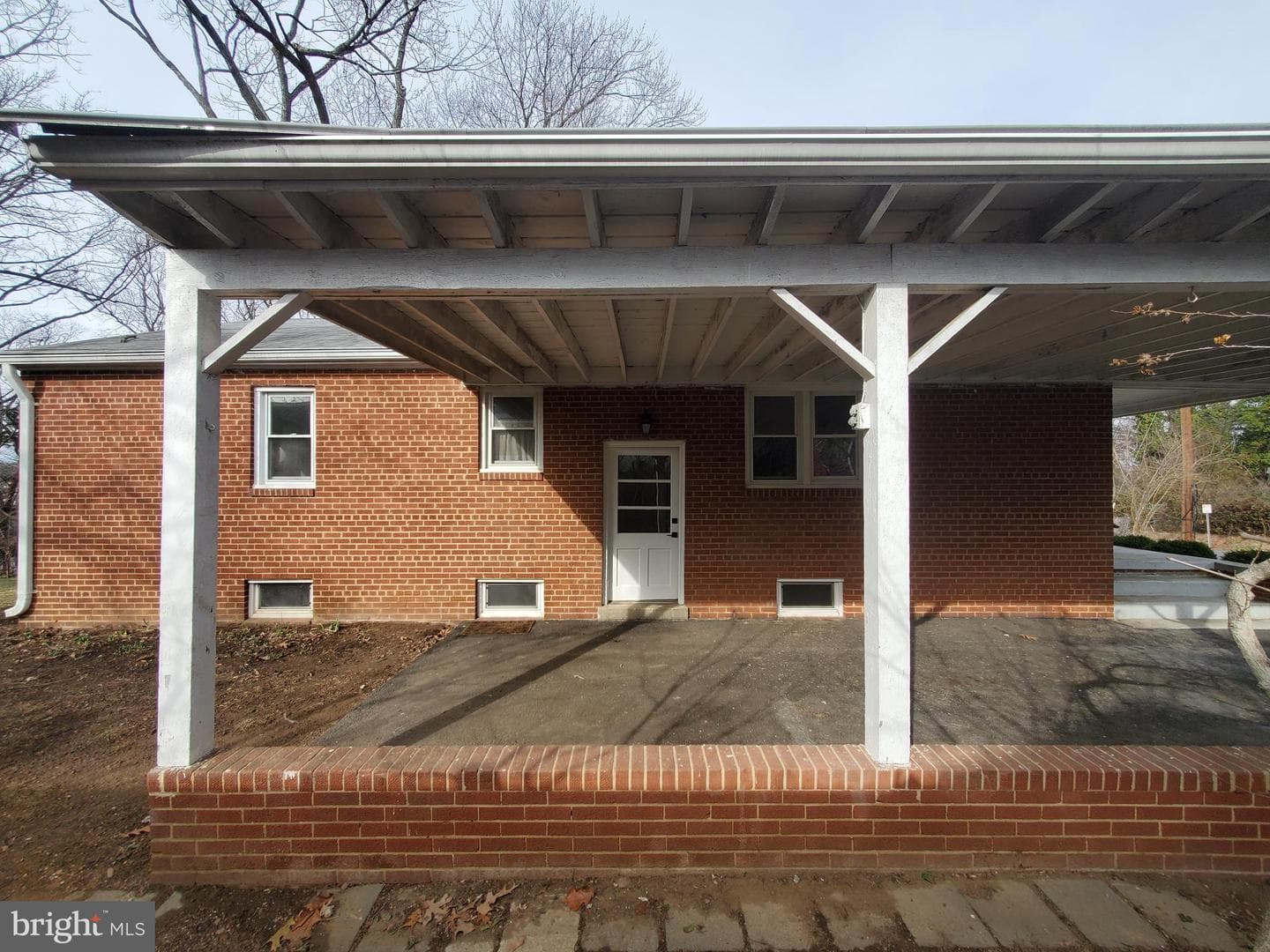 2715 James Drive photo 3