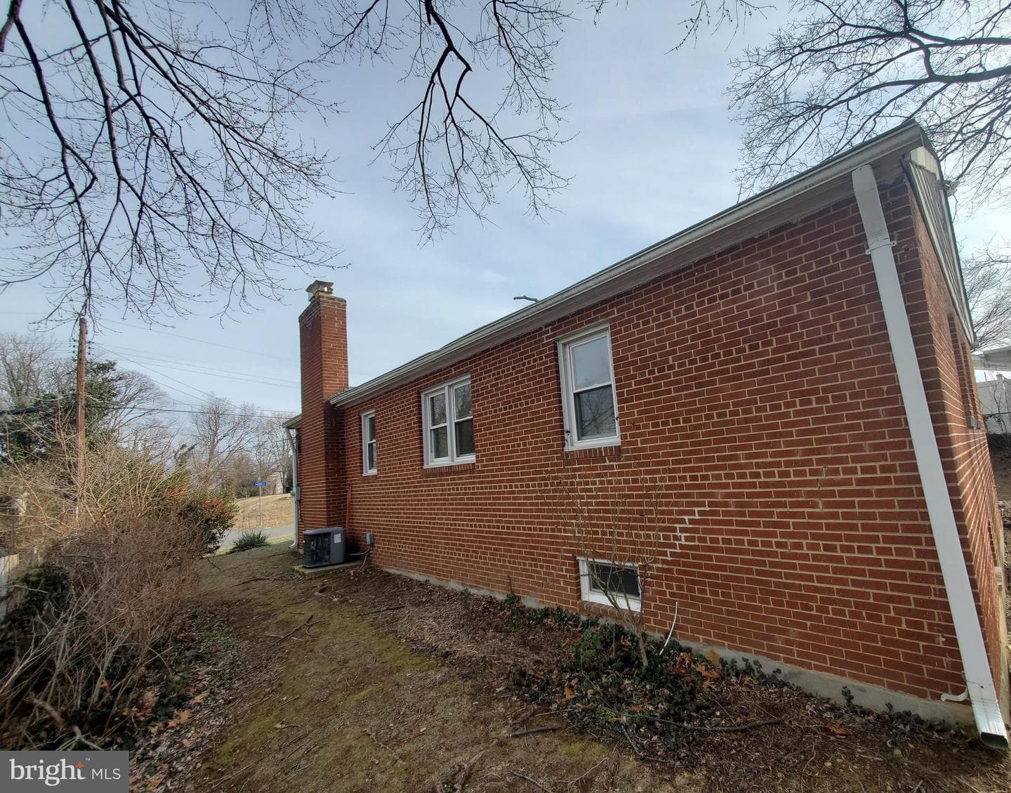 2715 James Drive photo 7