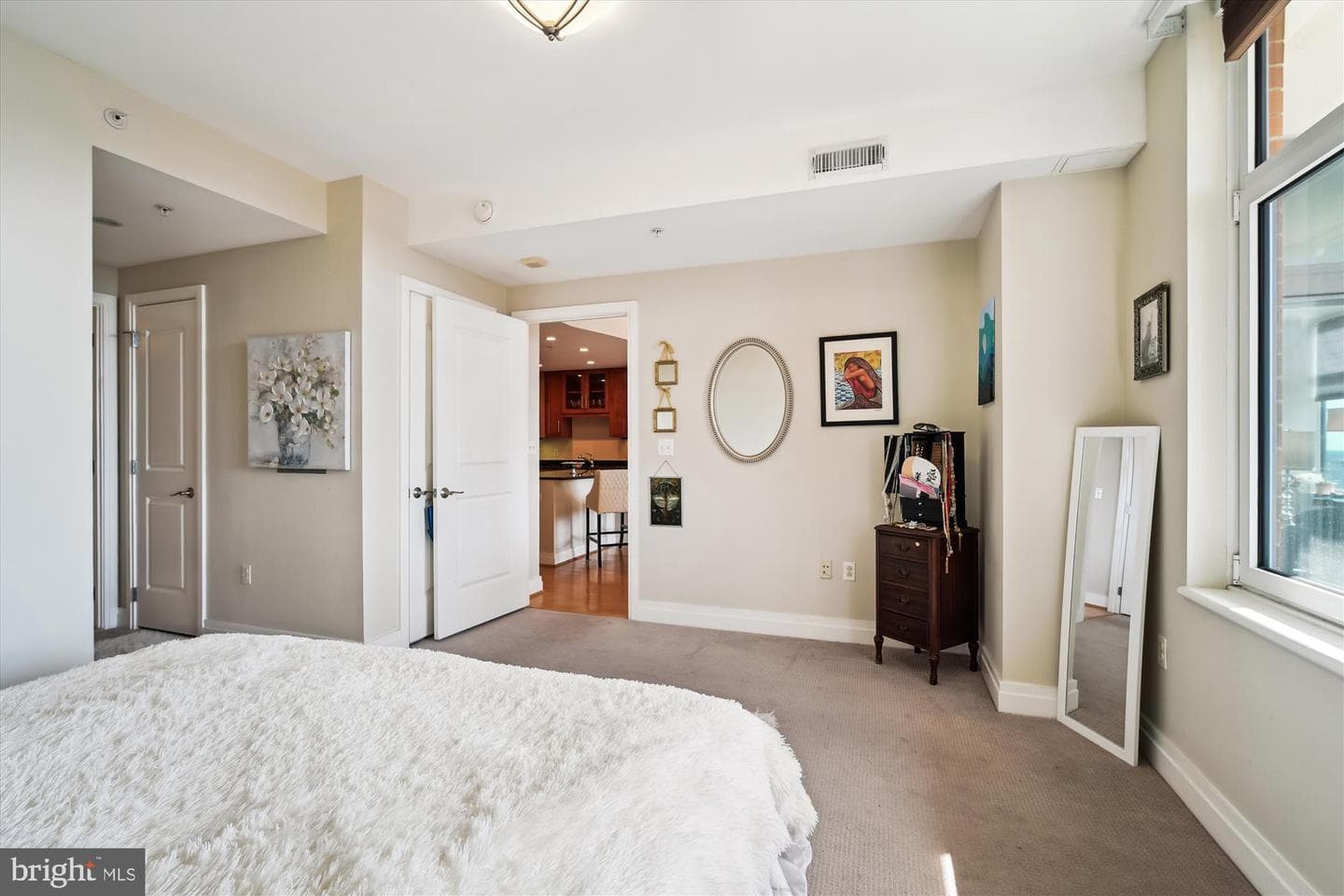 8220 Crestwood Heights Drive #1310 photo 16