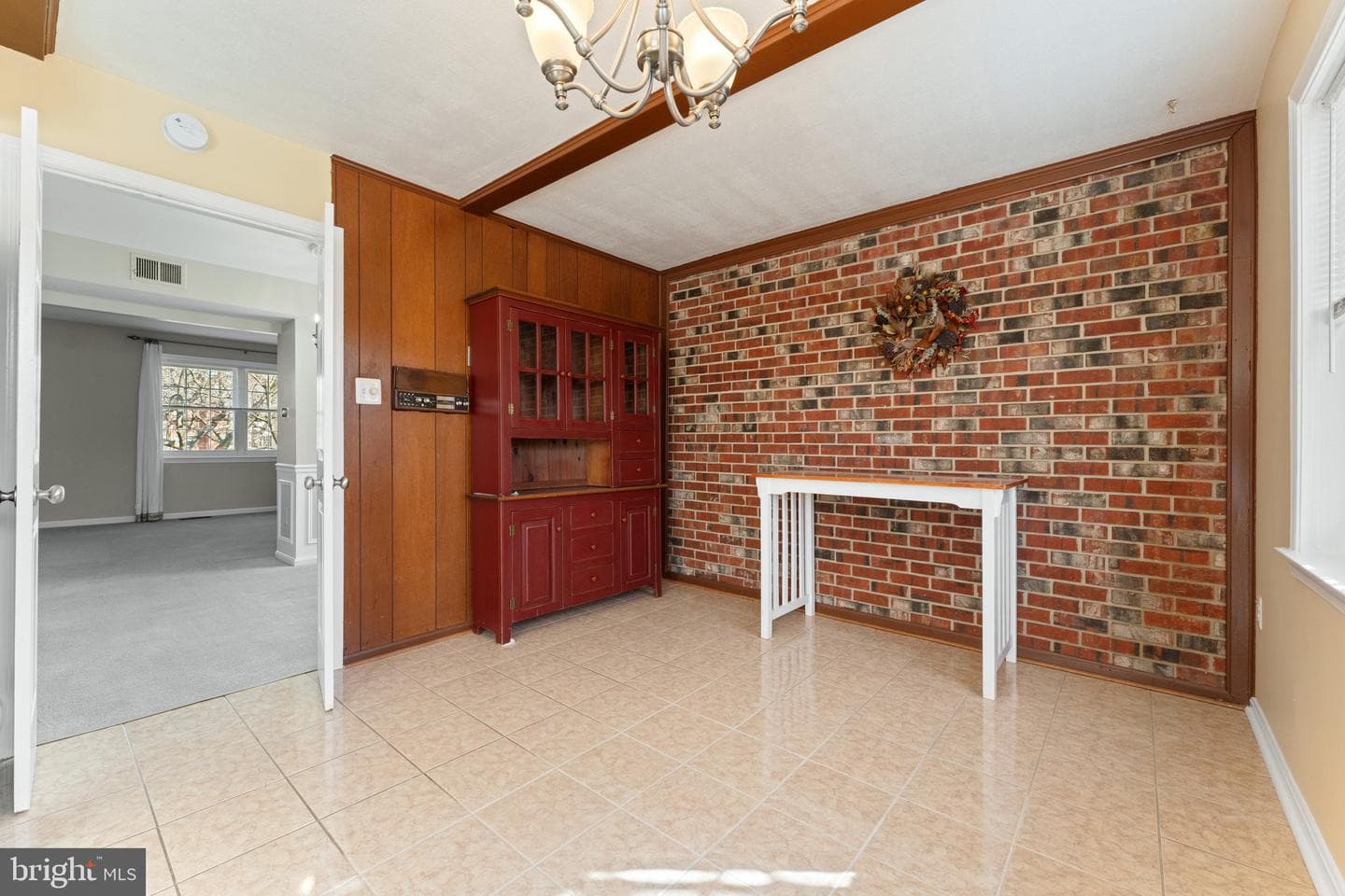 8160 Electric Avenue photo 19