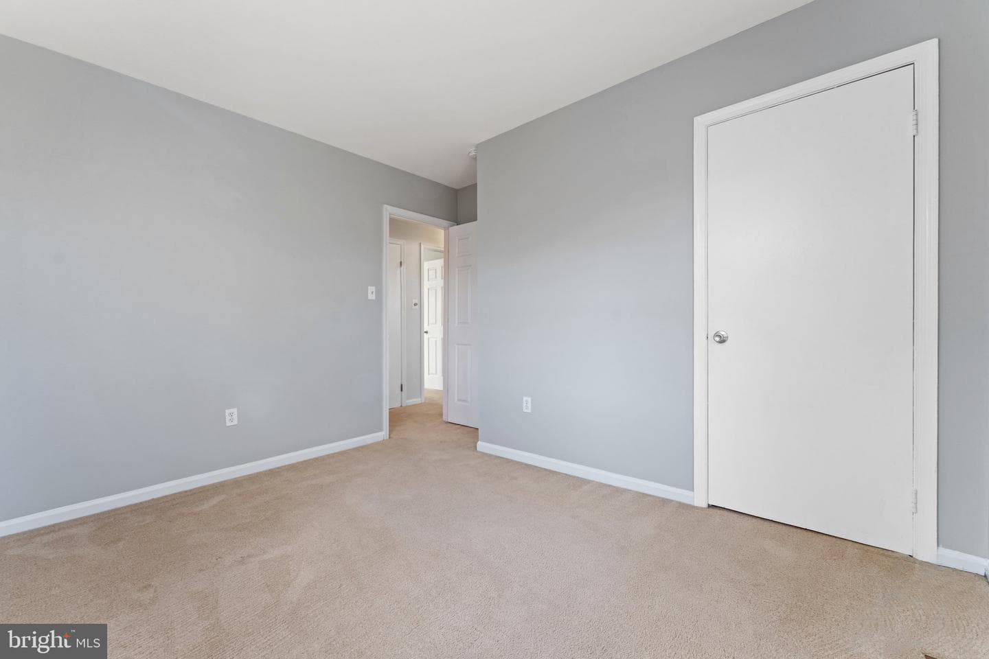 8160 Electric Avenue photo 32