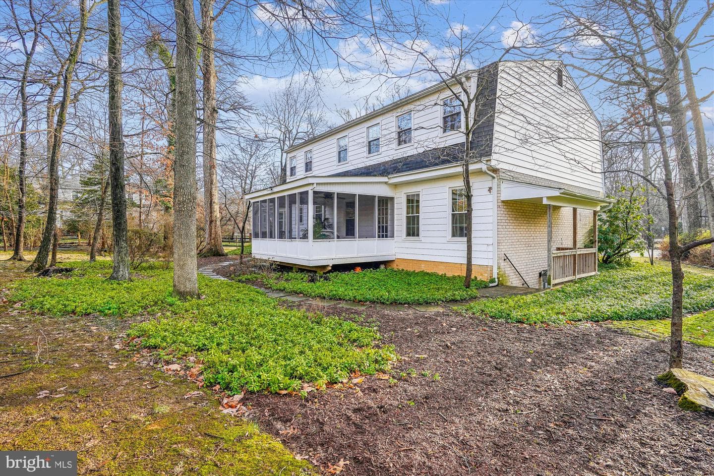 2361 Gallant Fox Court photo 4