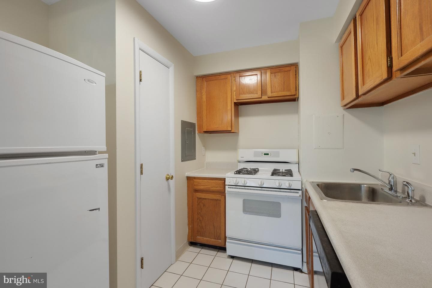 4355 Ivymount Court #14 photo 10