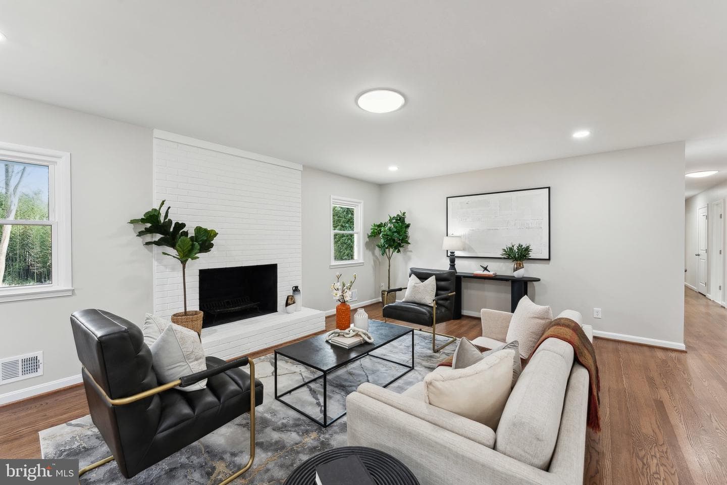2109 Carrhill Road photo 8