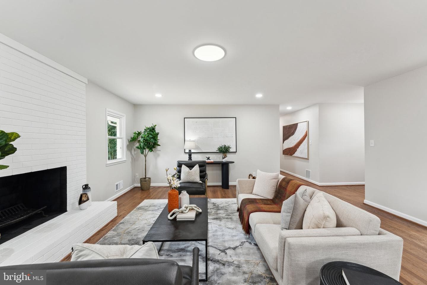 2109 Carrhill Road photo 9