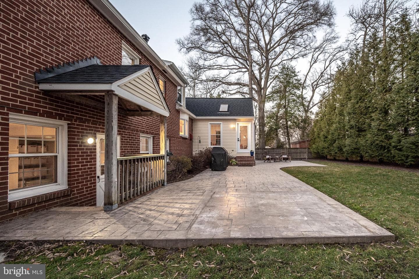 8605 Cyrus Place photo 12