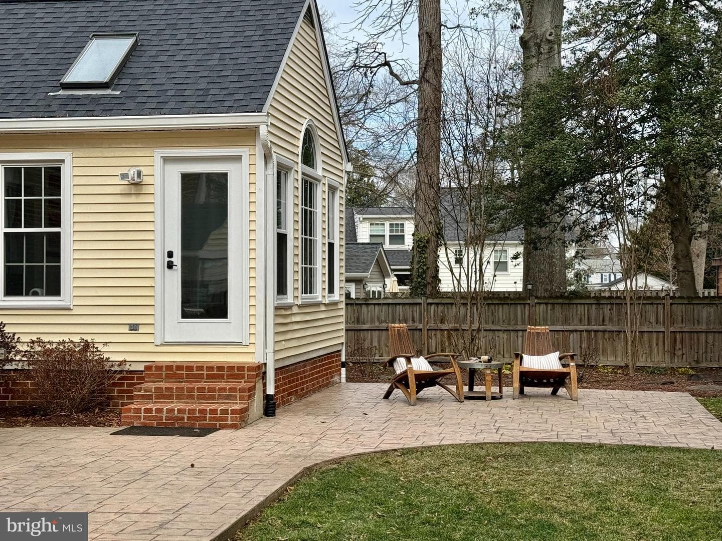 8605 Cyrus Place photo 14