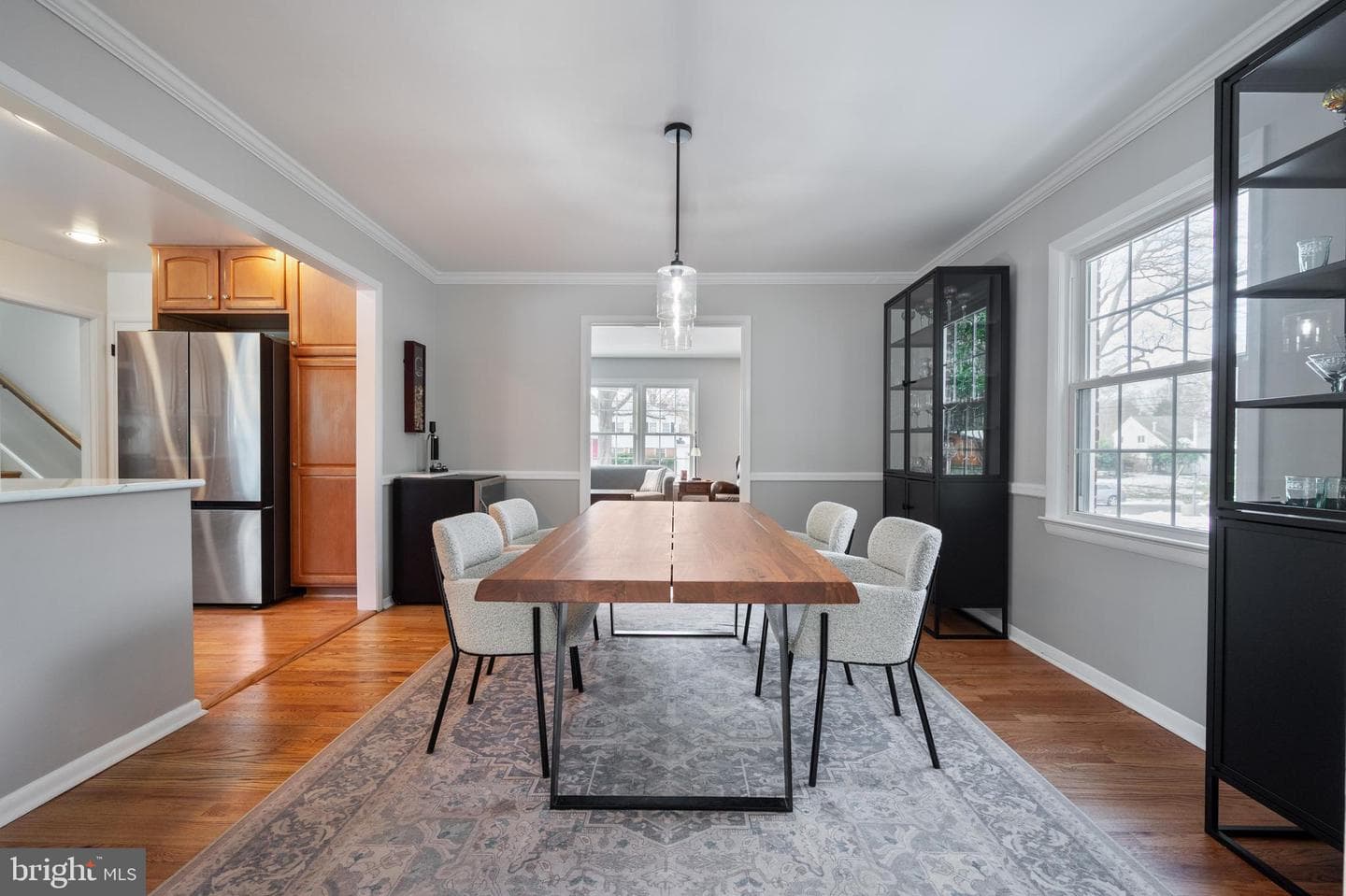 8605 Cyrus Place photo 23
